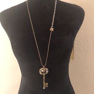 PG529 NWT BetsyJohnson Embellished Key Necklace